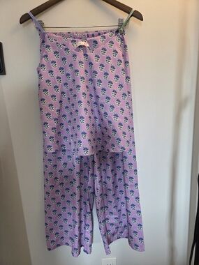Women's Lavender Floral Pajama Set with Adjustable Straps Sz S fits small